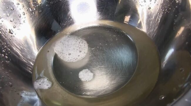 小便に浮かぶ痰唾